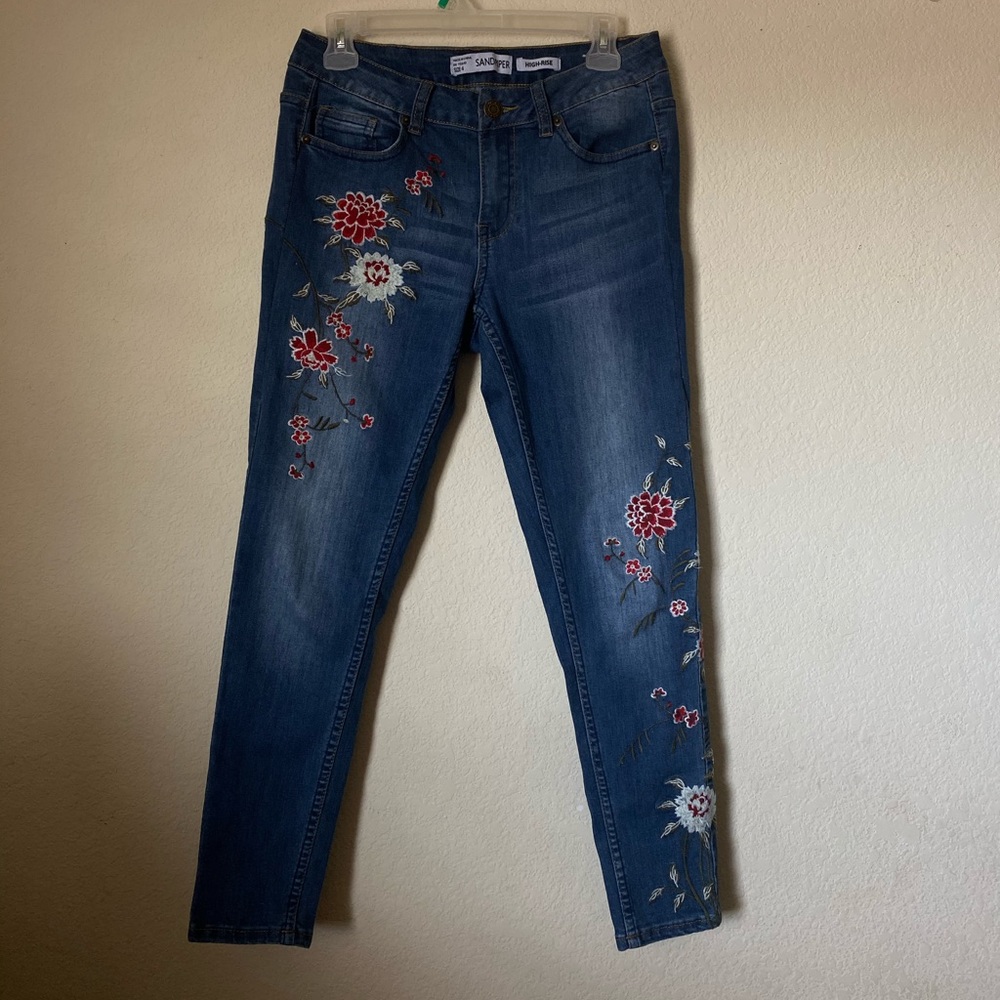 Sandpiper High Rise Skinny Embroidered Floral Jean